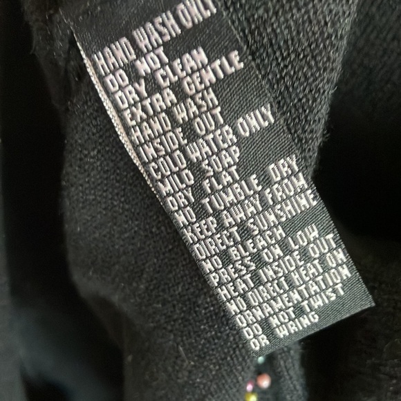 SOLD!!! Michael Simon 2003 black sleeveless vest top ramie cotton M/L beads cute - Picture 4 of 7